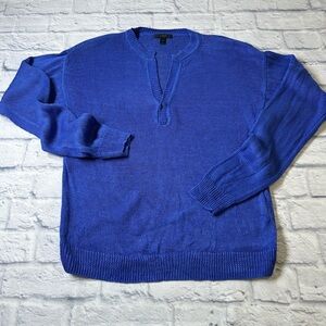 Vintage J. Crew Black Label 100% Linen Blue V-Neck Sweater. Classic Knit Design